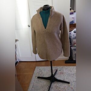 Tan Ugg fleace pull over Sweater zipper size small